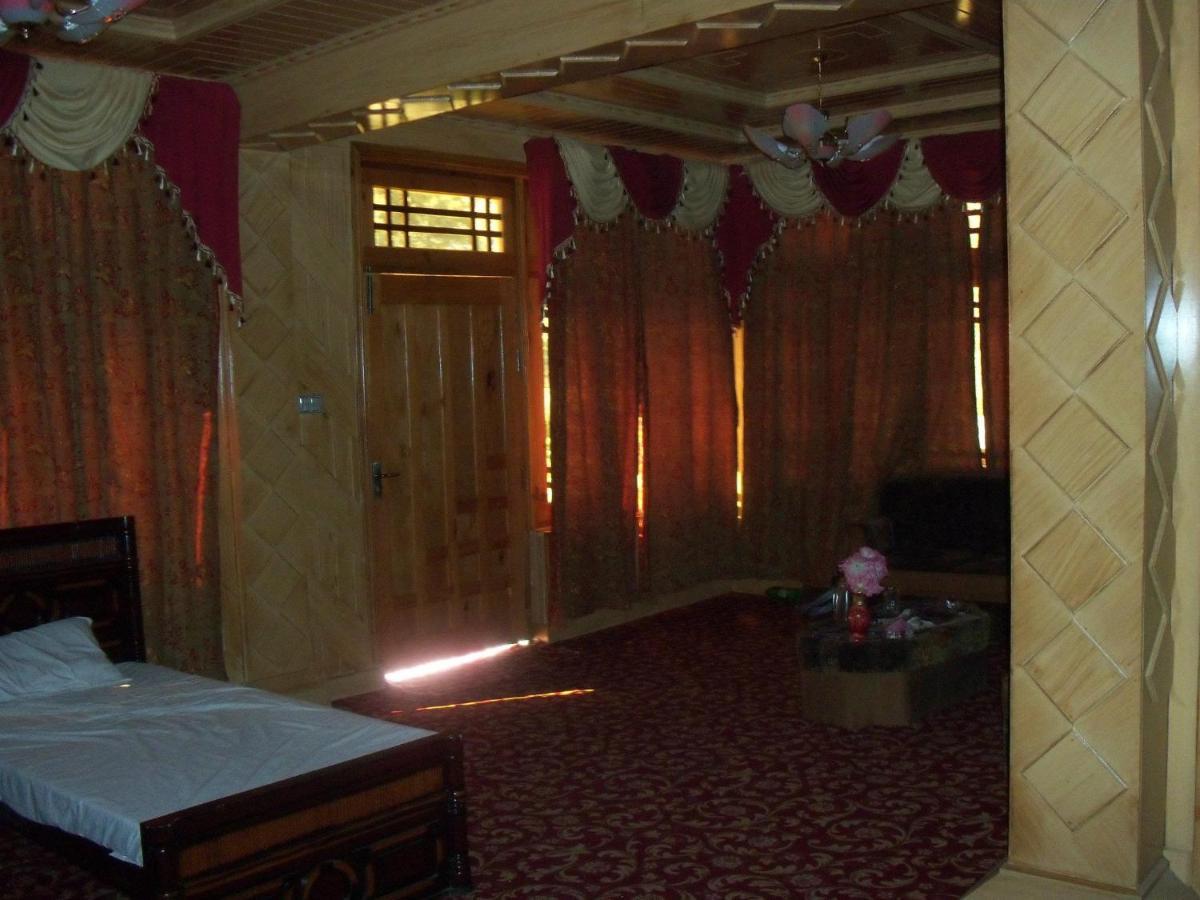 Manila Huts Otel Naran Dış mekan fotoğraf