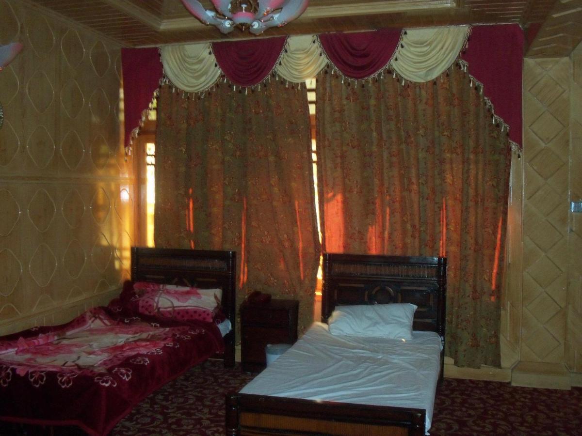 Manila Huts Otel Naran Dış mekan fotoğraf