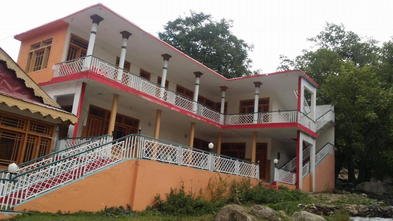 Manila Huts Otel Naran Dış mekan fotoğraf